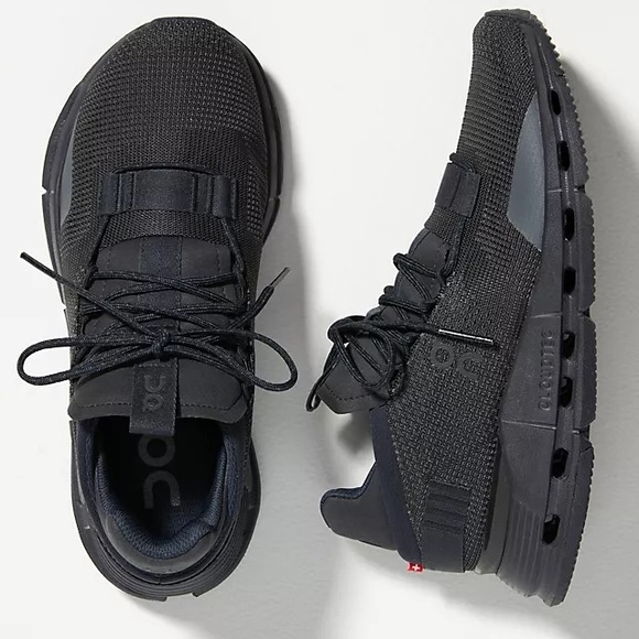 On Running Shoes - Like NEW! ON Cloudnova Sneakers!